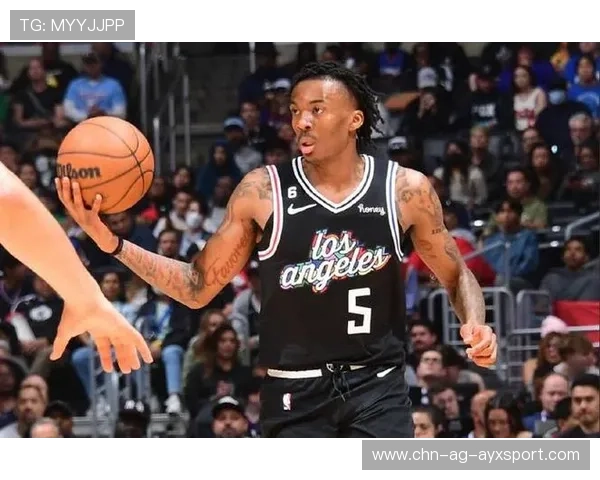 比尔受伤报销，快船短期内将重组后场轮换表